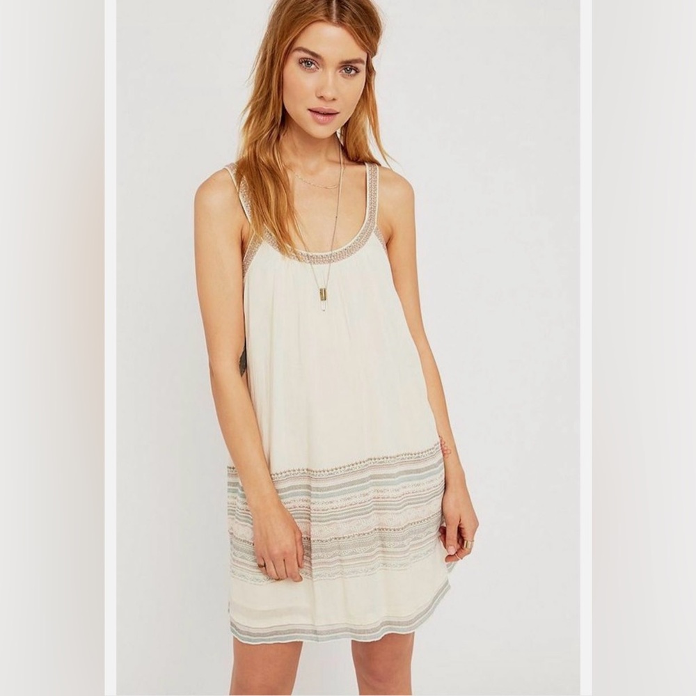Ecote Urban Outfitters Off-white Bay Frock Dress Embroidered NWT size small